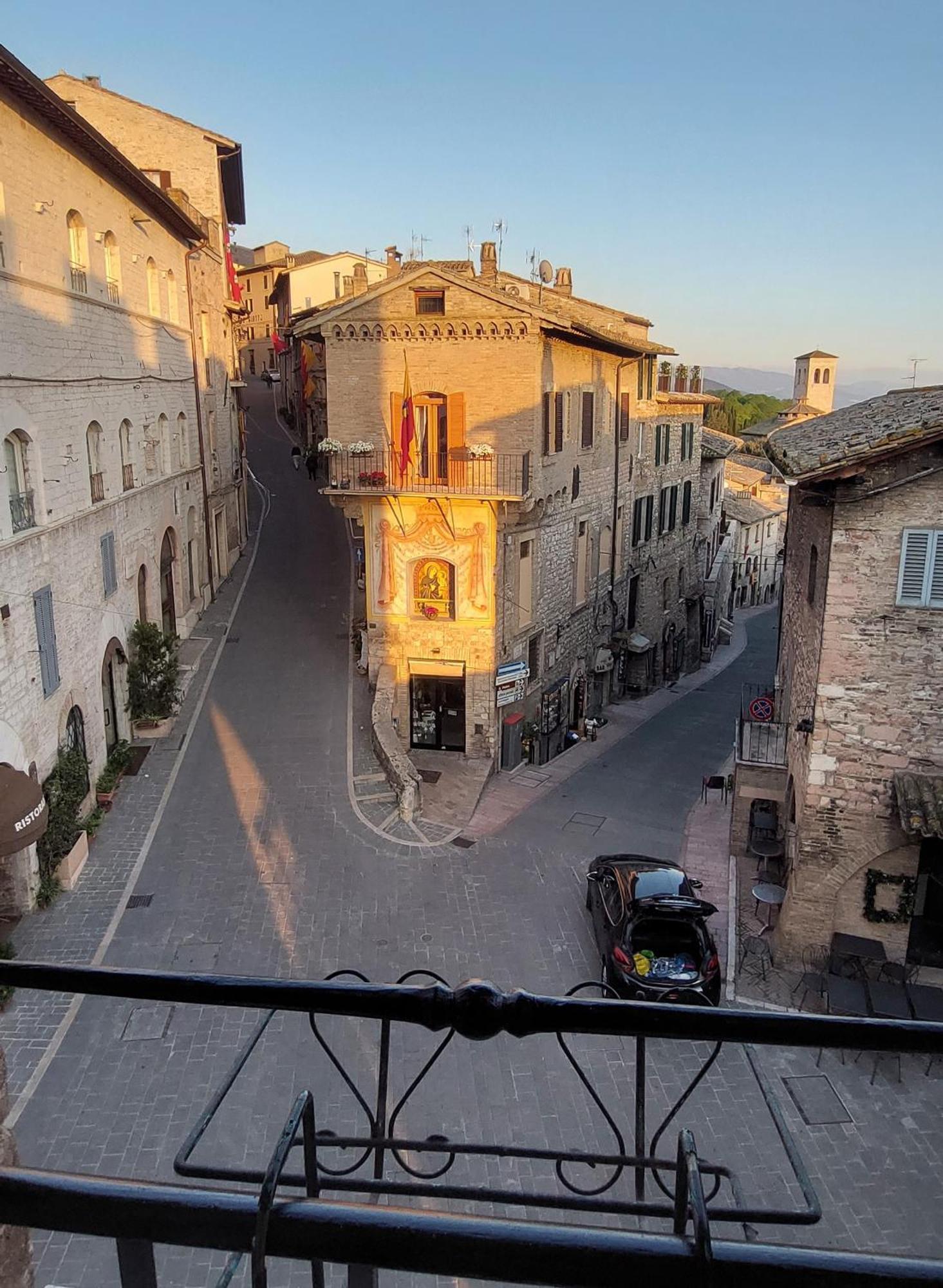 Casa Vacanze Frate Elia Assisi Exterior foto